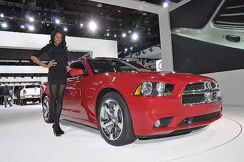 Detroit Auto Show Girls